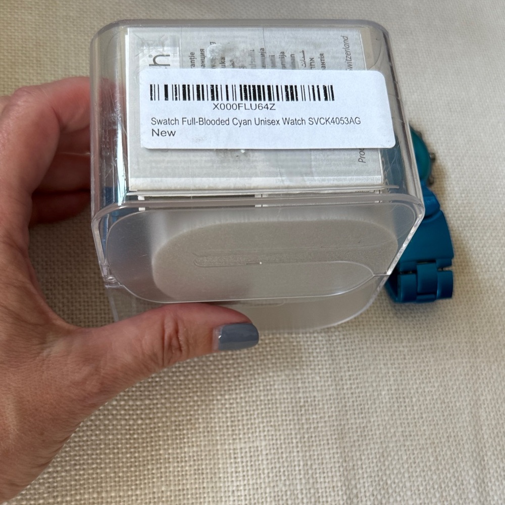 Swatch Full-Blooded Cyan Unisex Watch with case and links - Picture 4 of 5
